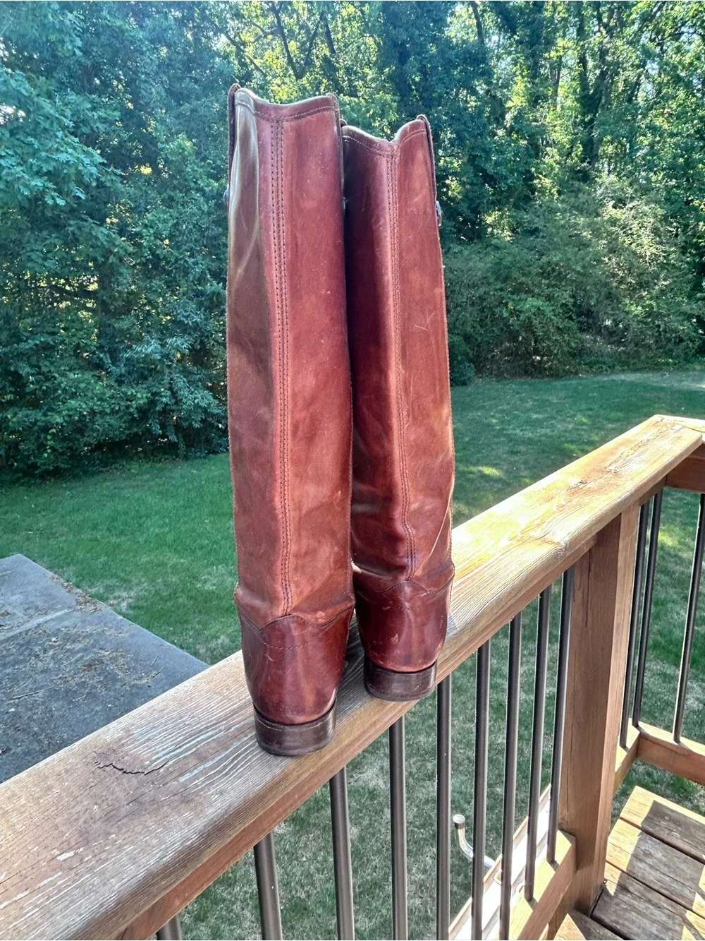 Frye close up